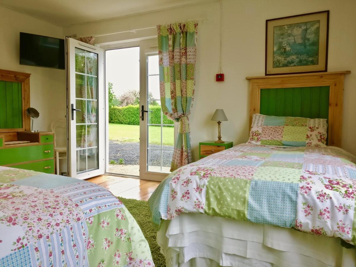 Oakfield B&B Лисберн Экстерьер фото
